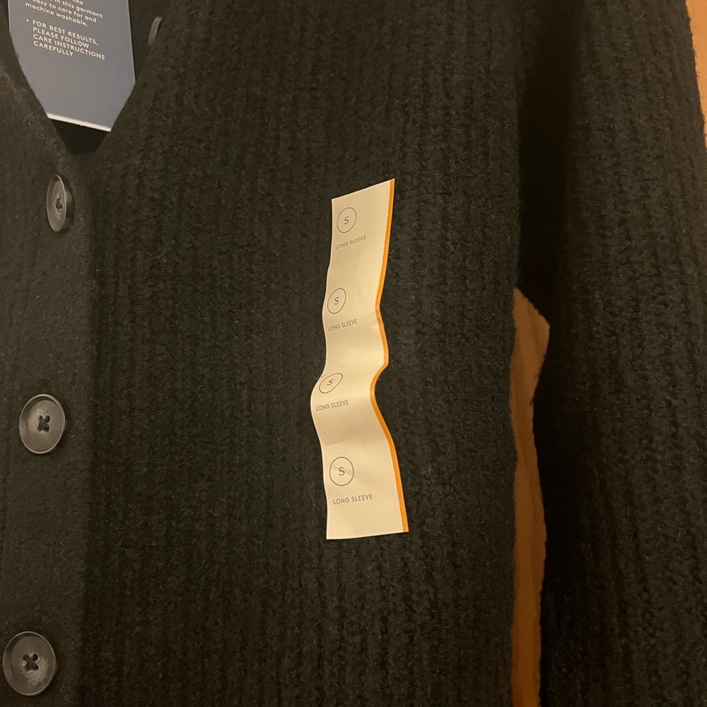 NWT Universal Thread sweater - Picture 4 of 5